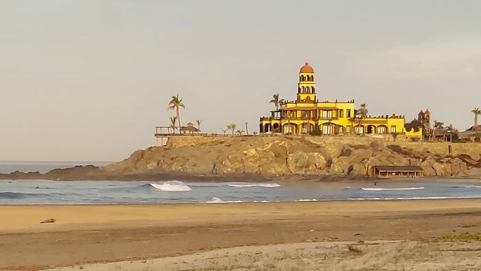 Playa Cerritos House